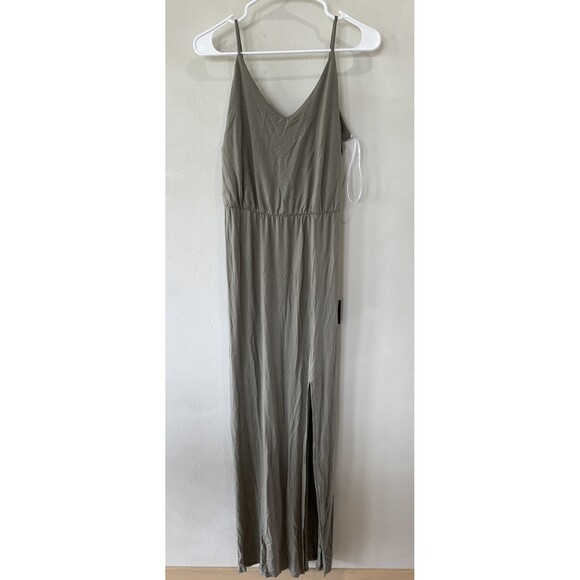 Lulus Dresses & Skirts - Lulus Lulu’s Women’s Medium Green Maxi Dress Gala Banquet Slit Stretchy V Neck